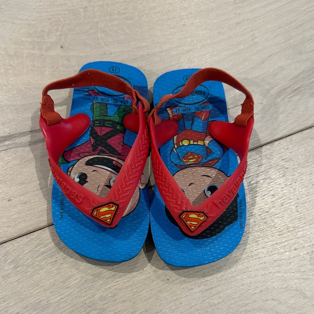Havaianas Kids Flip Flops - Red and Blue